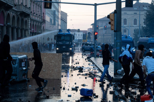 Italian Police Clash With Protesters in Milan and Bologna
